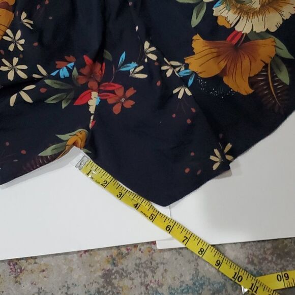 2 Piece Outfit   - Picture 10 of 16